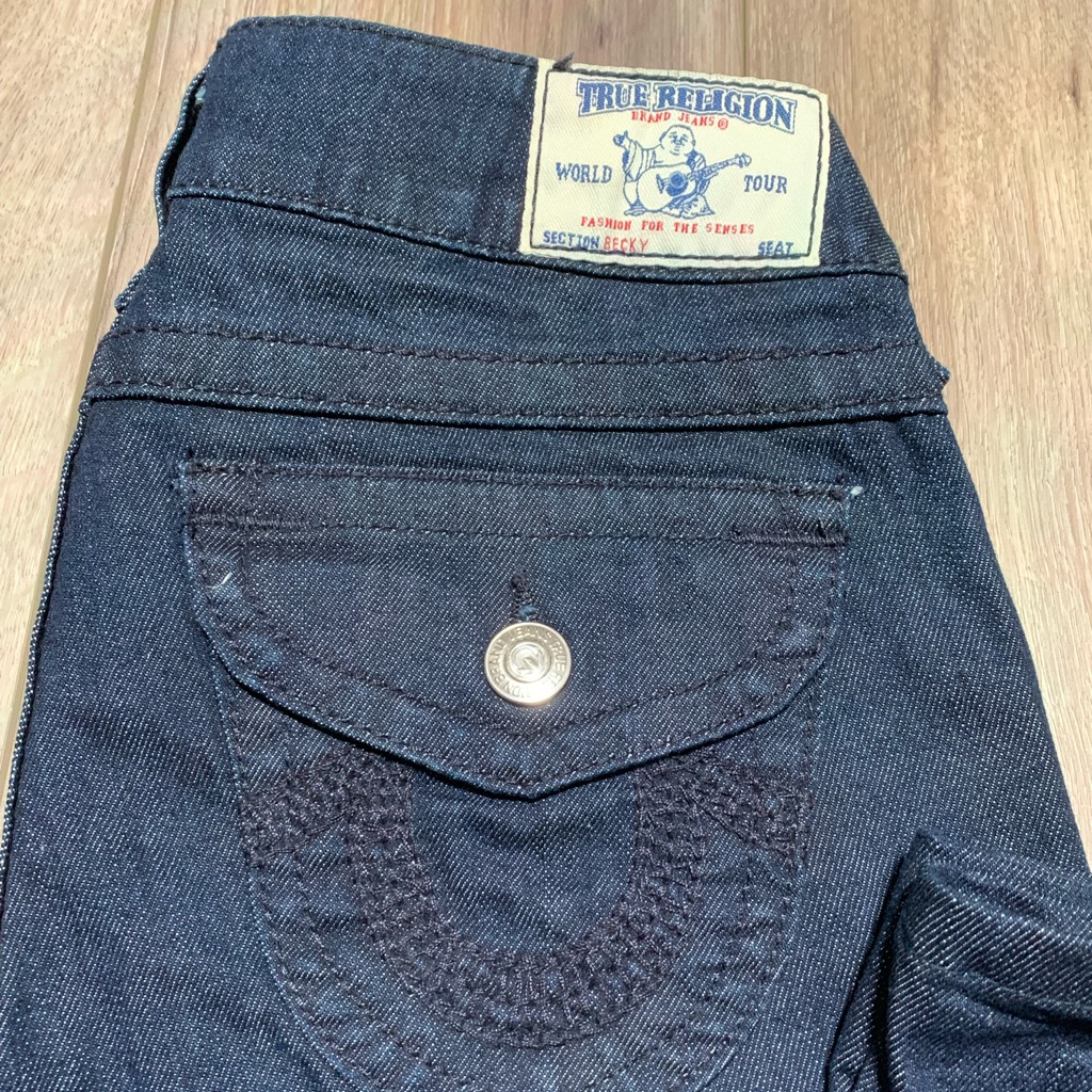 Women True Religion “Becky” Jeans In Size 28